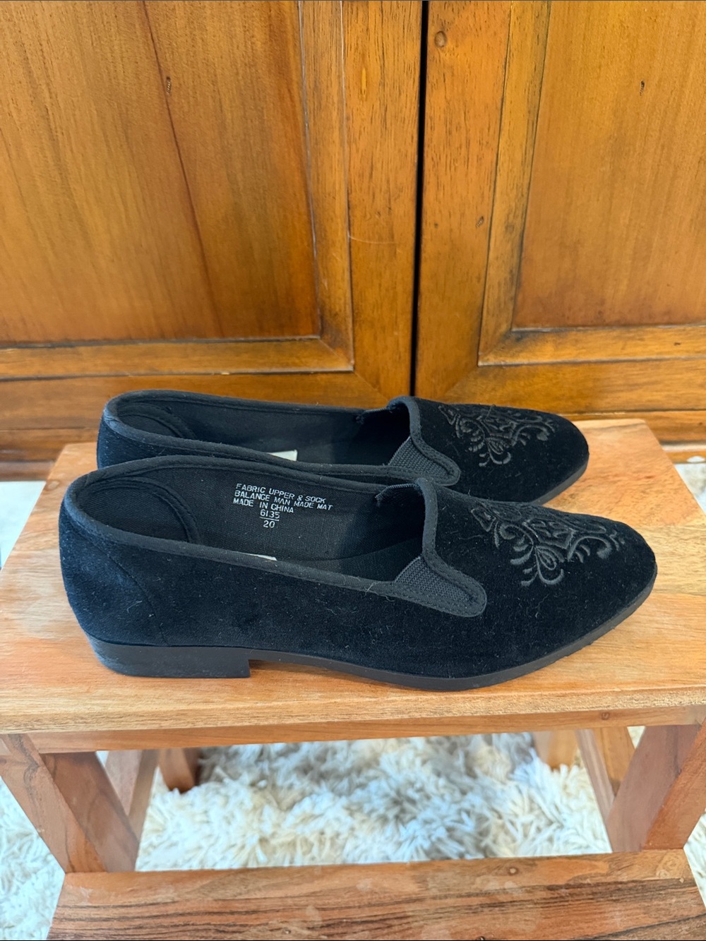Women's Black Embroidered Velvet Slip-On Loafers